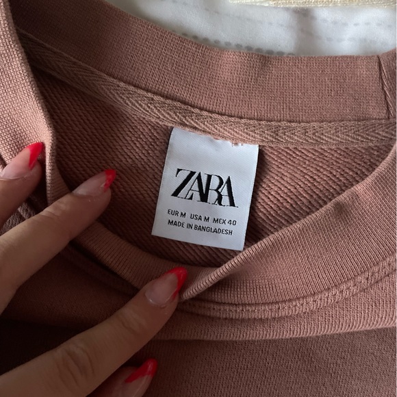 crew neck - Picture 2 of 2